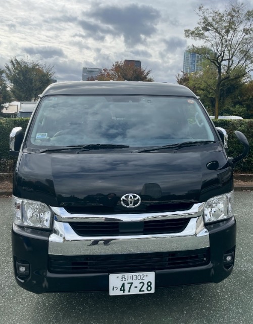 海獅 10 人座 車頭